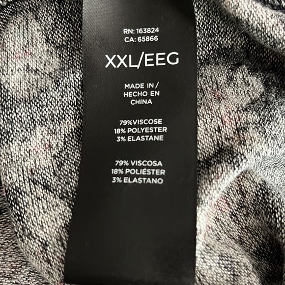 Ladies NWT floral LS shirt - Picture 2 of 3